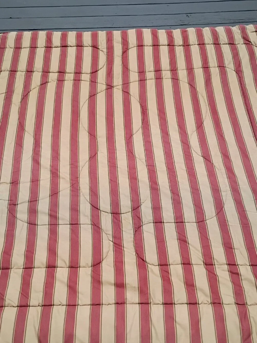 Vintage Floral King Comforter 91 x 103 Cabbage Rose Damask Scroll Burgundy Gold